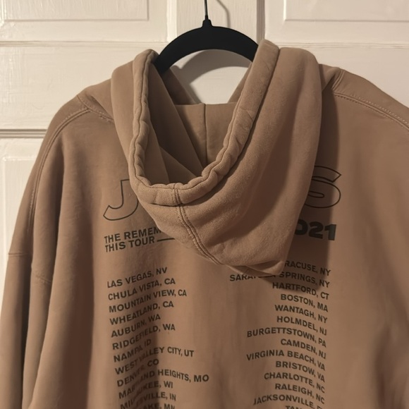 Jonas Brothers The Remember This Tour 2021 XL Tan Hoodie - Picture 11 of 13